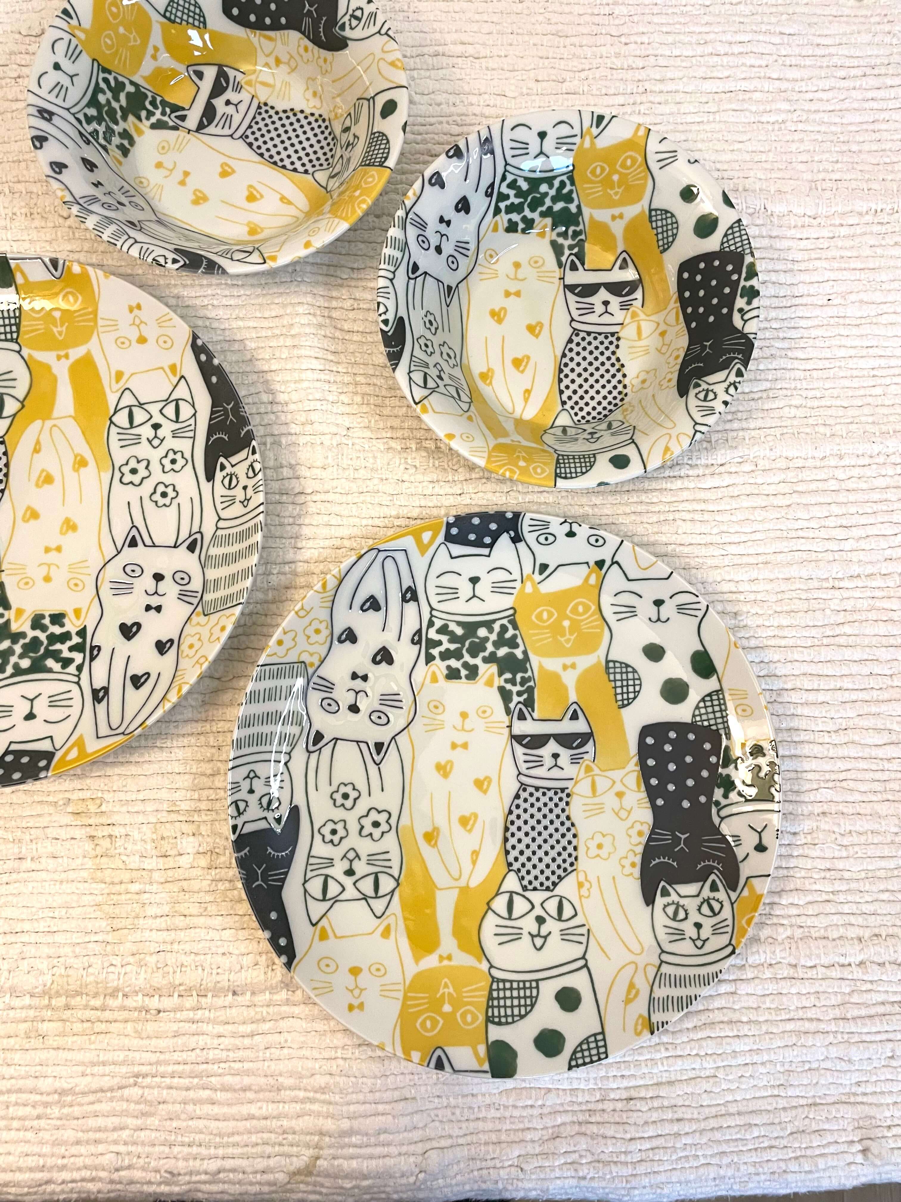 Cat’s Downtown Story - Pasta Plate (Yellow) - Image 4